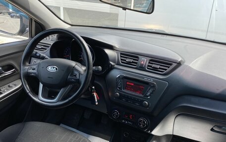 KIA Rio III рестайлинг, 2012 год, 750 000 рублей, 10 фотография