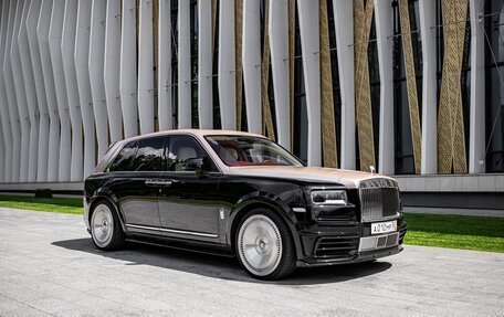Rolls-Royce Cullinan, 2020 год, 30 900 000 рублей, 2 фотография