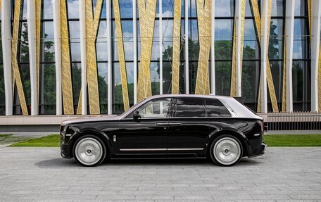 Rolls-Royce Cullinan, 2020 год, 30 900 000 рублей, 9 фотография