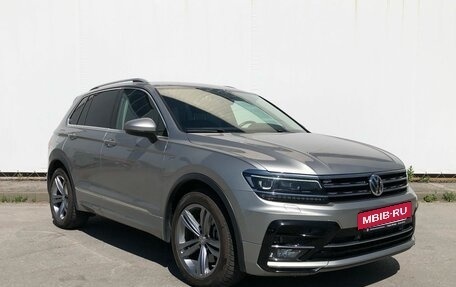 Volkswagen Tiguan II, 2020 год, 2 960 000 рублей, 3 фотография