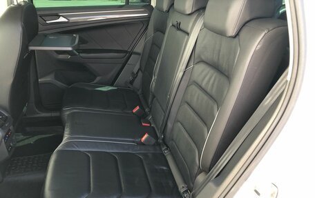 Volkswagen Tiguan II, 2020 год, 2 960 000 рублей, 22 фотография