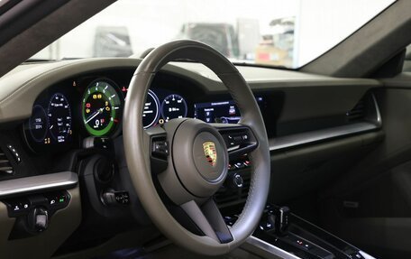 Porsche 911, 2021 год, 16 990 000 рублей, 18 фотография