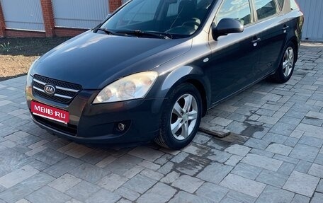KIA cee'd I рестайлинг, 2008 год, 360 000 рублей, 1 фотография