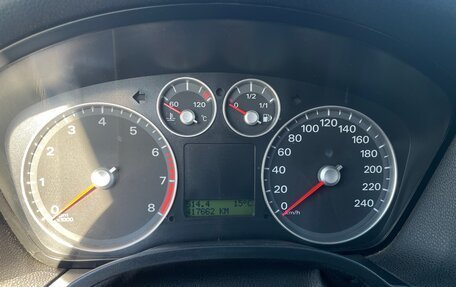 Ford Focus II рестайлинг, 2006 год, 425 000 рублей, 18 фотография