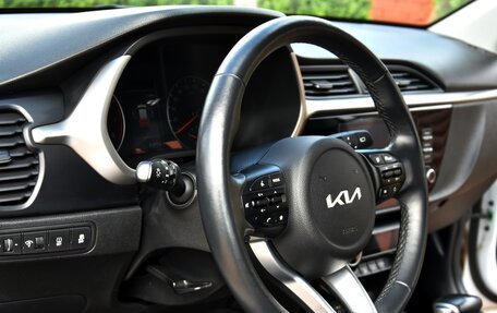 KIA Rio IV, 2021 год, 2 095 000 рублей, 17 фотография