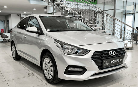Hyundai Solaris II рестайлинг, 2017 год, 1 050 000 рублей, 7 фотография
