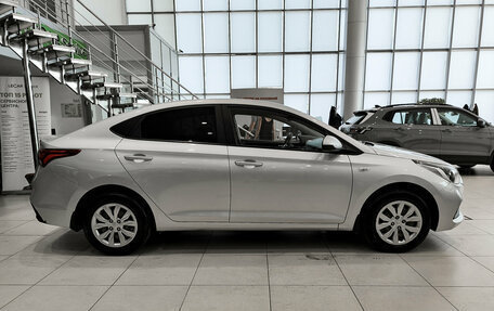 Hyundai Solaris II рестайлинг, 2017 год, 1 050 000 рублей, 8 фотография