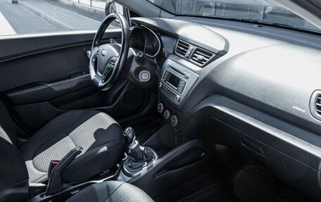 KIA Rio III рестайлинг, 2015 год, 989 000 рублей, 8 фотография