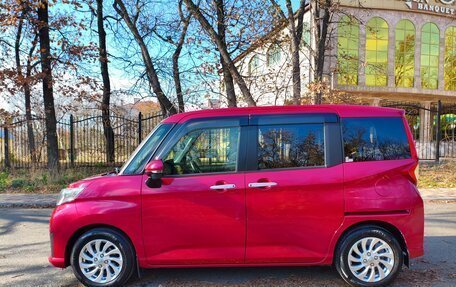 Toyota Roomy I, 2017 год, 1 000 000 рублей, 5 фотография