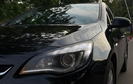 Opel Astra J, 2013 год, 980 000 рублей, 11 фотография