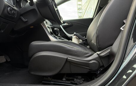 Opel Astra J, 2013 год, 980 000 рублей, 18 фотография