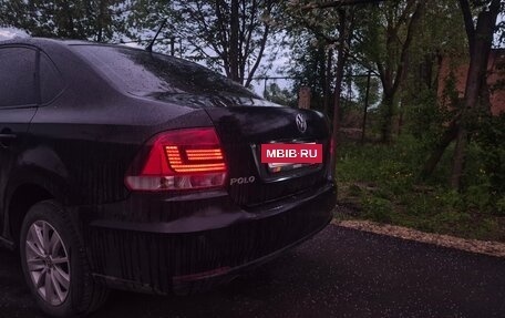 Volkswagen Polo VI (EU Market), 2015 год, 900 000 рублей, 4 фотография