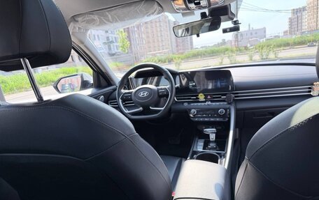 Hyundai Elantra, 2024 год, 1 990 000 рублей, 9 фотография