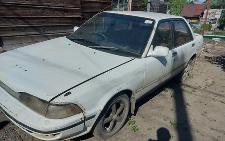 Toyota Carina, 1992 год, 75 000 рублей, 3 фотография