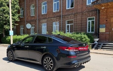 KIA Optima IV, 2018 год, 1 950 000 рублей, 3 фотография