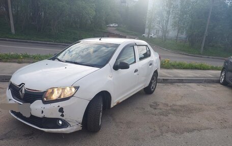 Renault Logan II, 2017 год, 265 000 рублей, 4 фотография