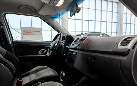 Skoda Fabia II, 2010 год, 580 000 рублей, 13 фотография