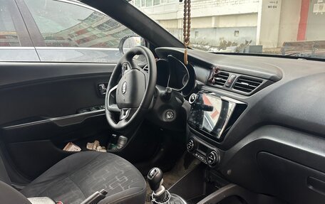 KIA Rio III рестайлинг, 2013 год, 820 000 рублей, 10 фотография