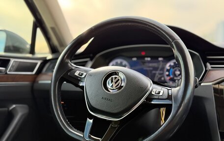 Volkswagen Passat B8 рестайлинг, 2015 год, 1 549 000 рублей, 20 фотография