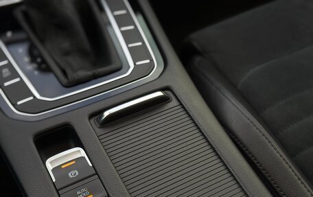 Volkswagen Passat B8 рестайлинг, 2015 год, 1 549 000 рублей, 23 фотография