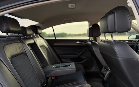 Volkswagen Passat B8 рестайлинг, 2015 год, 1 549 000 рублей, 30 фотография