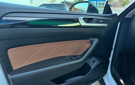 Volkswagen Passat CC, 2021 год, 3 750 000 рублей, 10 фотография