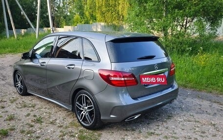 Mercedes-Benz B-Класс, 2018 год, 2 050 000 рублей, 3 фотография
