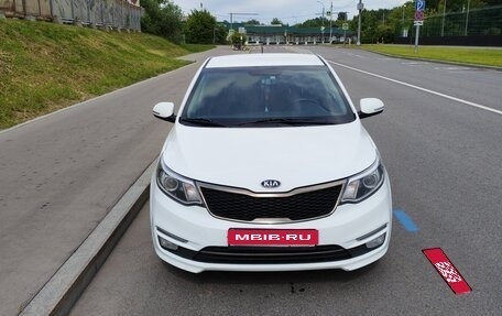 KIA Rio III рестайлинг, 2017 год, 1 380 000 рублей, 1 фотография