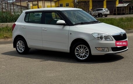 Skoda Fabia II, 2013 год, 680 000 рублей, 2 фотография