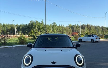 MINI Hatch, 2022 год, 2 230 000 рублей, 2 фотография
