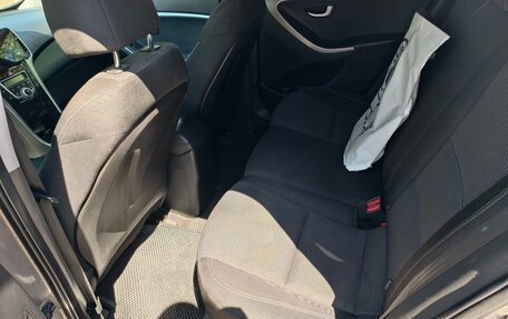 Hyundai i30 II рестайлинг, 2013 год, 850 000 рублей, 11 фотография