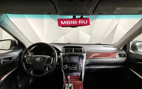 Toyota Camry, 2011 год, 1 515 000 рублей, 13 фотография