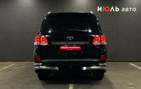 Toyota Land Cruiser 200, 2011 год, 3 800 000 рублей, 6 фотография