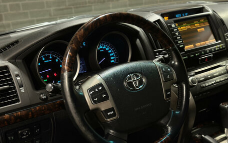 Toyota Land Cruiser 200, 2011 год, 3 800 000 рублей, 10 фотография