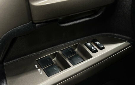 Toyota Land Cruiser 200, 2011 год, 3 800 000 рублей, 18 фотография