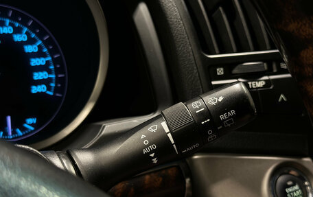 Toyota Land Cruiser 200, 2011 год, 3 800 000 рублей, 23 фотография