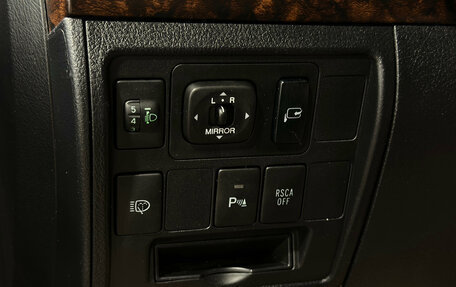 Toyota Land Cruiser 200, 2011 год, 3 800 000 рублей, 19 фотография