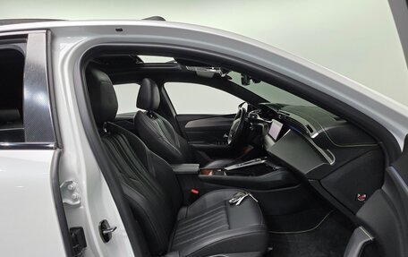 Peugeot 308, 2023 год, 2 457 000 рублей, 5 фотография