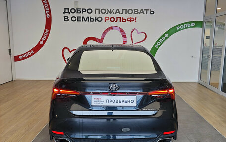 Toyota Avalon, 2022 год, 3 390 000 рублей, 6 фотография