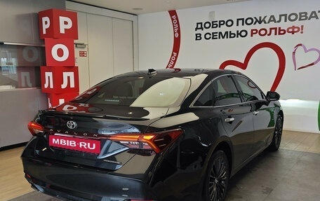 Toyota Avalon, 2022 год, 3 390 000 рублей, 5 фотография