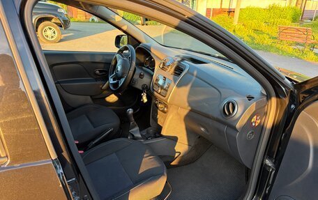 Renault Sandero II рестайлинг, 2019 год, 1 000 000 рублей, 8 фотография