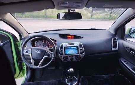 Hyundai i20 IB рестайлинг, 2010 год, 649 000 рублей, 12 фотография