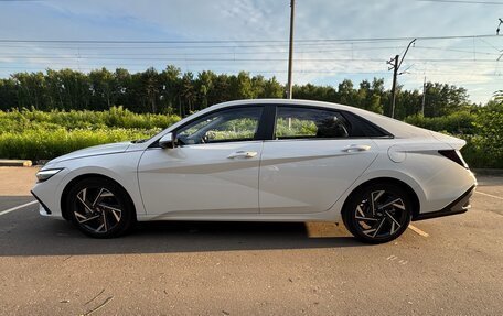 Hyundai Elantra, 2023 год, 2 150 000 рублей, 3 фотография