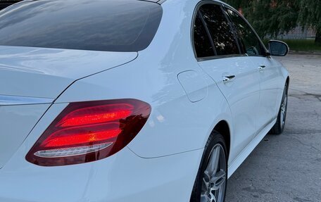 Mercedes-Benz E-Класс, 2018 год, 3 900 000 рублей, 4 фотография