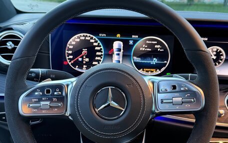 Mercedes-Benz E-Класс, 2018 год, 3 900 000 рублей, 13 фотография