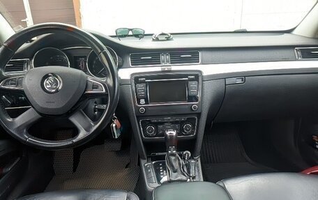 Skoda Superb III рестайлинг, 2014 год, 1 200 000 рублей, 2 фотография