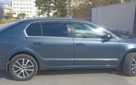 Skoda Superb III рестайлинг, 2014 год, 1 200 000 рублей, 10 фотография