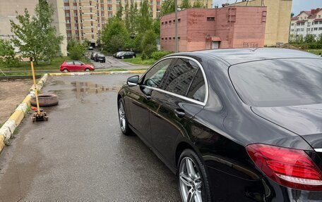 Mercedes-Benz E-Класс, 2019 год, 3 350 000 рублей, 3 фотография