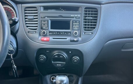 KIA Rio II, 2010 год, 695 000 рублей, 7 фотография