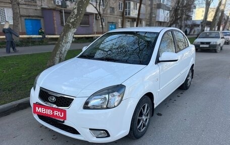 KIA Rio II, 2010 год, 695 000 рублей, 24 фотография